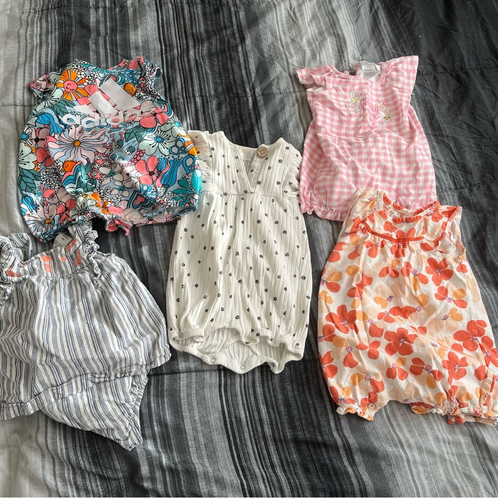 Various baby girl outfits from 3-6 months